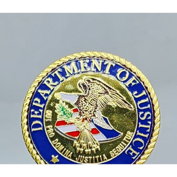 DOJ United States DEPARTMENT OF JUSTICE FBI Qui Pro Domino Justitia Sequitur Cha - Picture 10 of 16